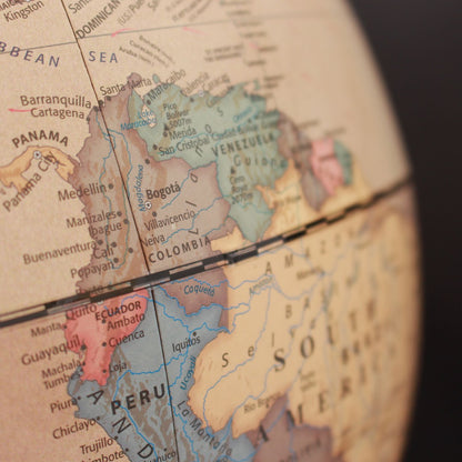 Magellan Vasa Globus 32 cm moderne Halterung ohne Meridian mit Holzfuß